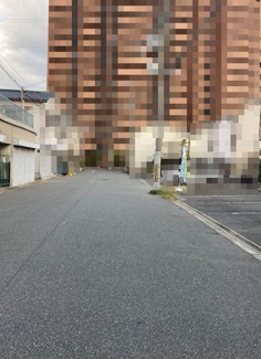 【前面道路含む現地写真】