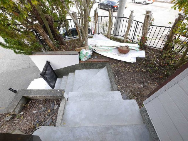 花山台戸建の庭