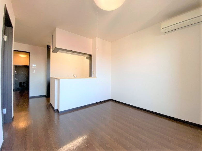 プレザントヒルの居間・リビング