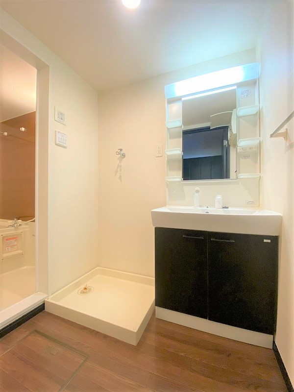 プレザントヒルの独立洗面台