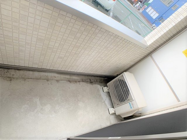 ル・シェヌのバルコニー