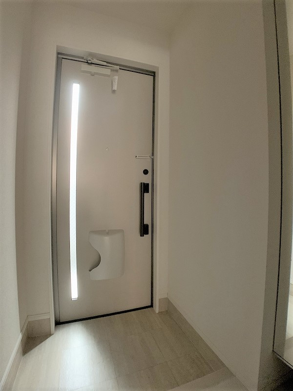 ル・シェヌの玄関