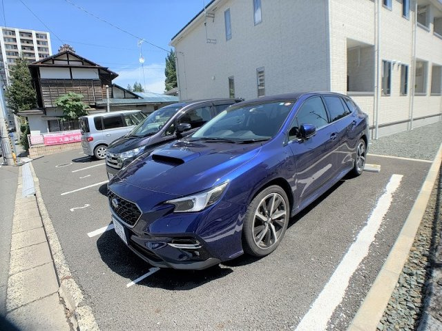 ル・シェヌの駐車場