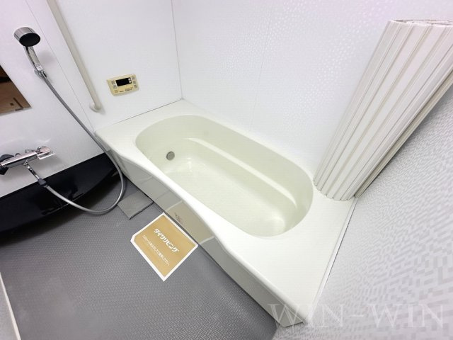 ソシエ B棟の浴室