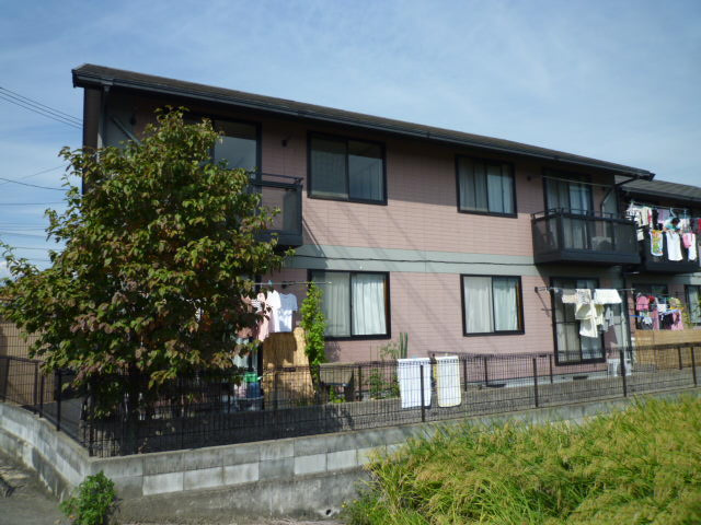倉敷市大島のアパートの外観