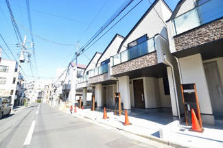 【外観】 | 現地見学や資料請求などお気軽にお問合わせ下さい
周辺環境とあわせて現地ご案内致します。