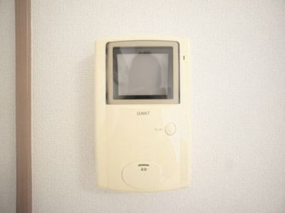 【セキュリティ】 | ブランドリーK | 訪問者の確認ができるTVドアホン付きです♪