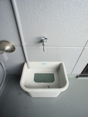 【設備】 | ブランドリーK | バルコニーに便利な水道が付いています♪