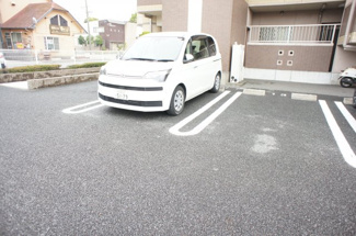 【駐車場】
