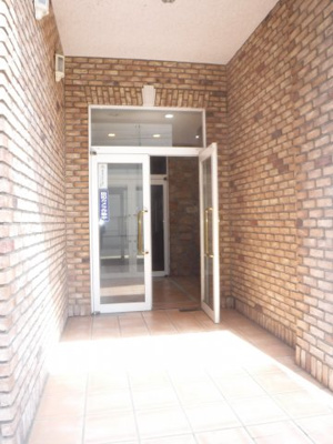 【エントランス】 | ル・パバージュ