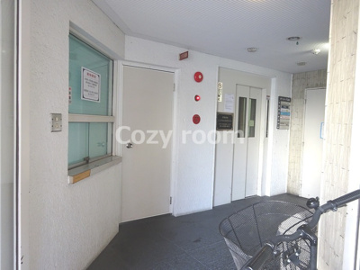 【ロビー】 | シティコープ江坂 | 建物の内部です