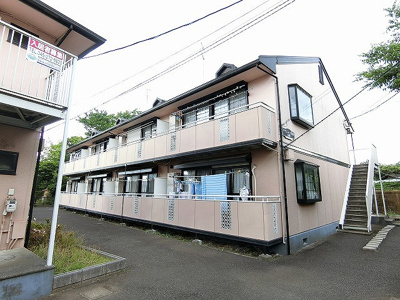 【外観】 | アベニュー白鳥A | 小田急多摩線「五月台」駅より徒歩8分！「栗平」駅からも徒歩10分！2駅利用可能で通勤通学・お買物にも便利な立地です☆