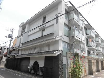 プラネシア烏丸御池の外観