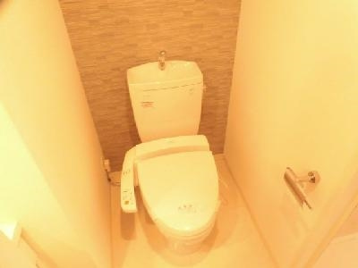 プラネシア烏丸御池のトイレ|ウォシュレット