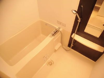 プラネシア烏丸御池の浴室