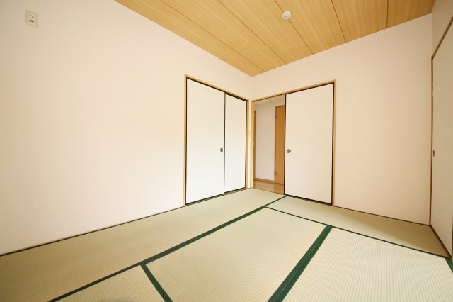 ラビアンローズの内装