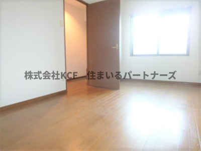 【寝室】 | サンライズ大善寺 | スタンダードな洋室です