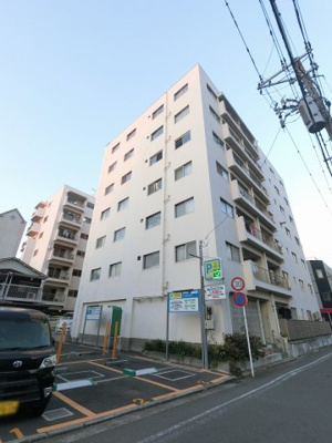 【外観】 | 横浜ハイツ | 総戸数６９戸、昭和４５年２月築、管理人は日勤勤務につき管理体制良好です♪