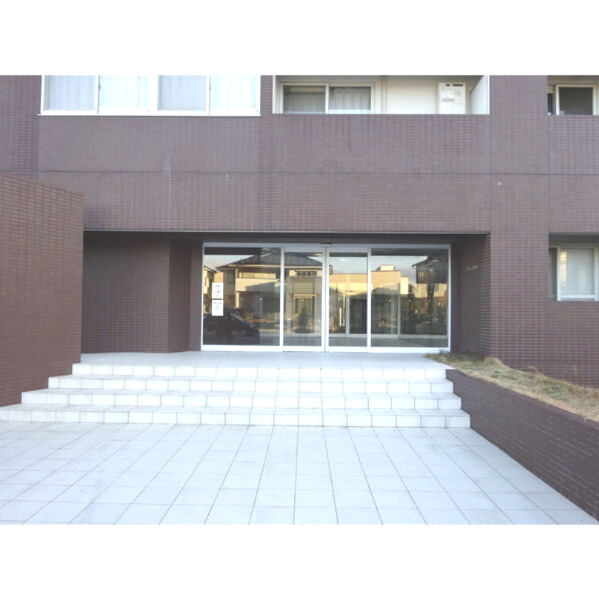 S-FORT乙川のエントランス