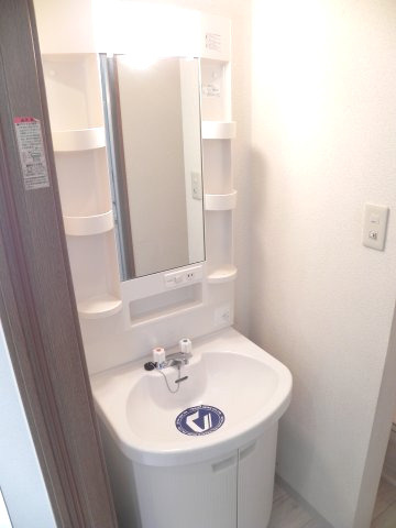 カナダハウスの独立洗面台