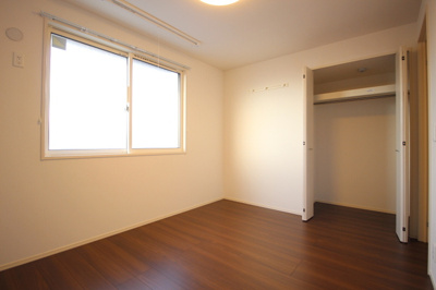 【洋室】 | ソフィヤコンフォール