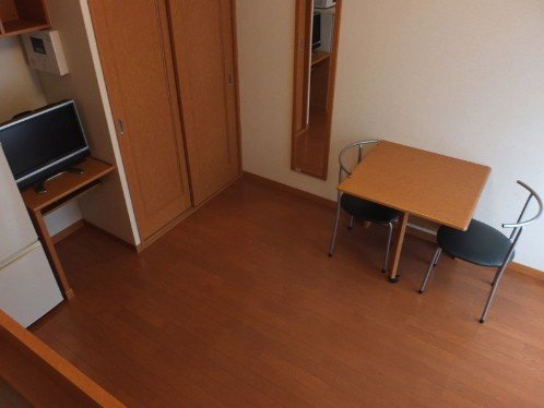 ノースヒルズの内装|室内は絨毯タイプのお部屋です。