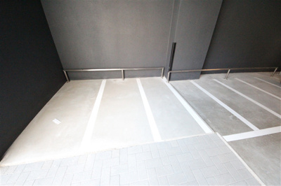 【駐車場】 | スプランディッド難波WEST