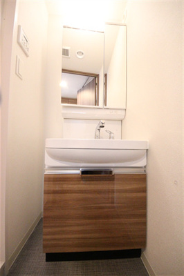 【洗面所】 | スプランディッド難波WEST