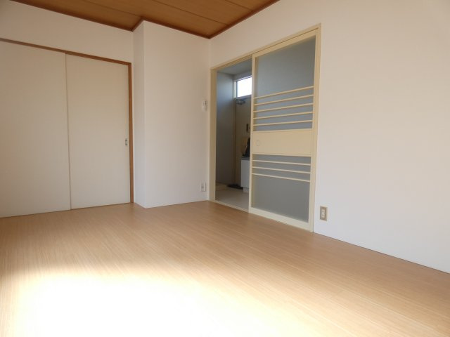 【寝室】 | サニーハイム | 別部屋・参考写真