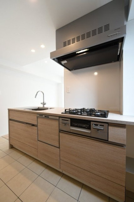 【キッチン】 | カノン押上 | システムキッチン（3口ガスコンロ・グリル付）
