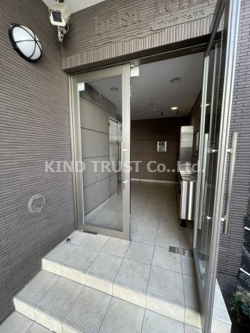 brisa felizのエントランス