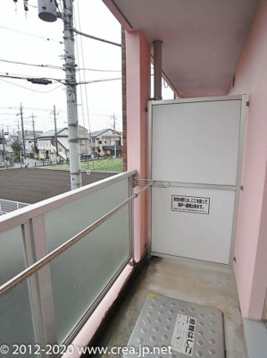 【バルコニー】 | ロバート | 外からの目が気にならないバルコニーで洗濯物が干せます