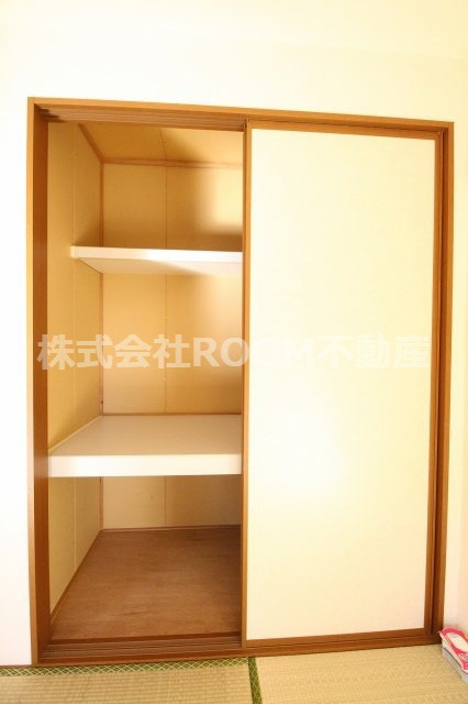 フローラルビレッジⅥ番館の収納|こまごまとしたものを収納できそうですね