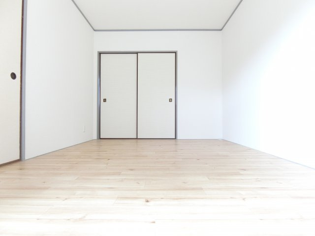 尾崎ハイツの寝室