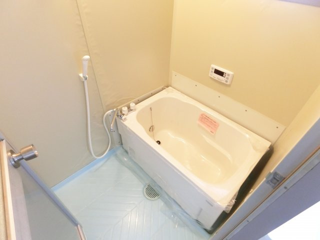 尾崎ハイツの浴室