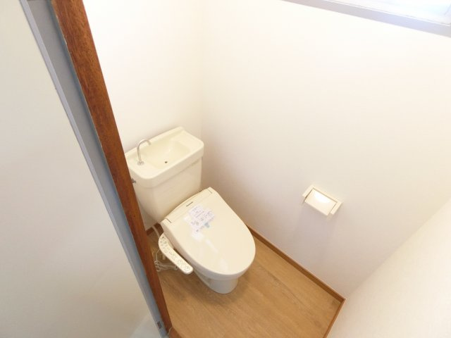 尾崎ハイツのトイレ