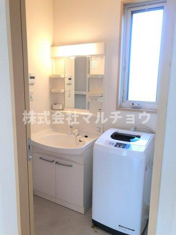 サラナHOUSEの洗面所|洗面所です