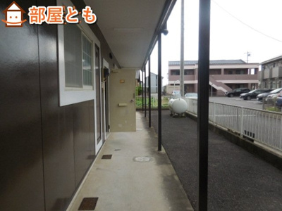【エントランス】 | 藤パープル