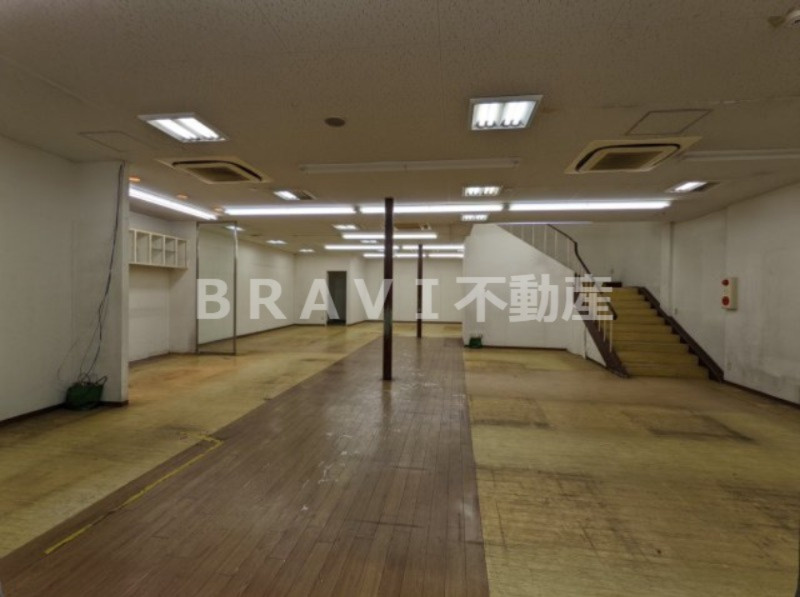 庄内貸店舗　BRAVI不動産の洋室|【庄内貸店舗】