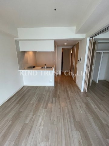 CAVANA梅田北（プレサンス梅田北アロー）の居間・リビング|使いやすい居間です