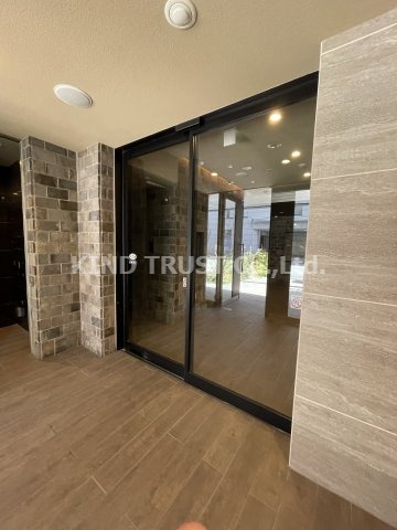 CAVANA梅田北（プレサンス梅田北アロー）のエントランス|毎日通るエントランスはこのようになっています