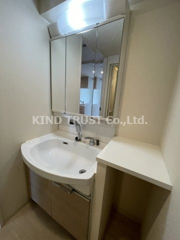 CAVANA梅田北（プレサンス梅田北アロー）の洗面所|使いやすい洗面所です