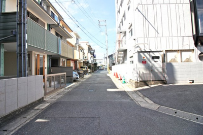 【前面道路含む現地写真】 | 伏見区桃山町丹後　中古戸建