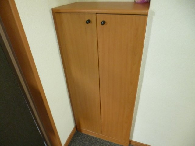 倉敷市上東のアパートの玄関