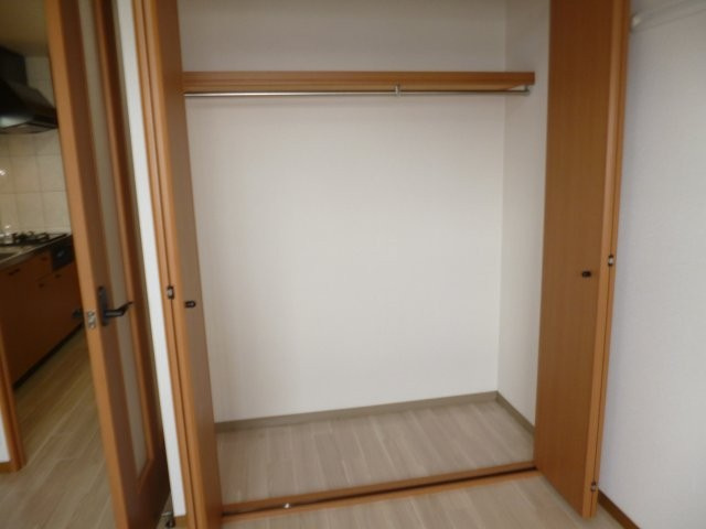 倉敷市上東のアパートの収納|クローゼット
