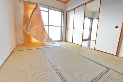 【寝室】 | リバティー小泉
