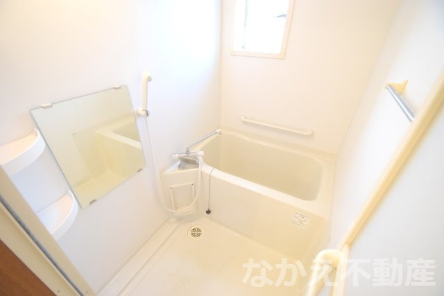 【浴室】 | 日々の疲れを癒すお風呂付です