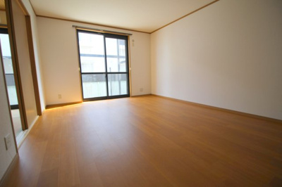 【居間・リビング】 | 豊友スカイハウス | 別室の写真使用