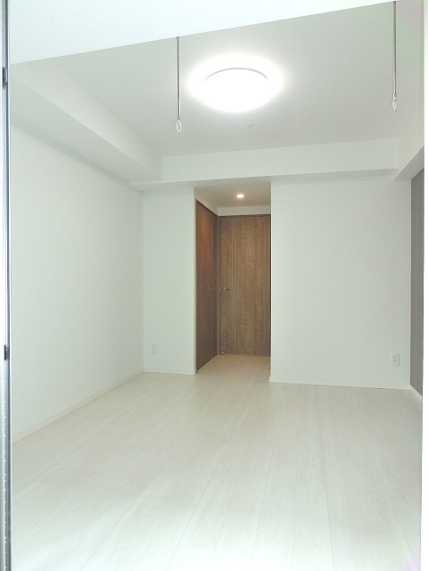 エスタート三ノ輪の内装