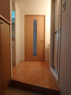 【玄関】 | エスリード福島第3